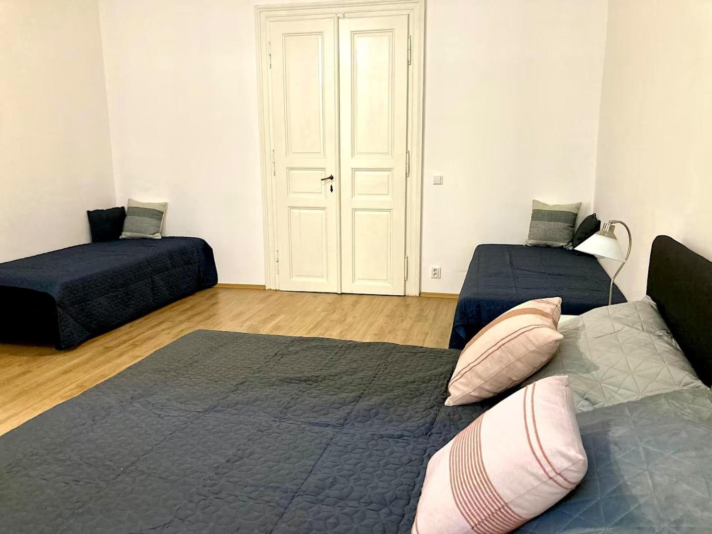 Valentine'S National Museum Apartments Прага Екстер'єр фото